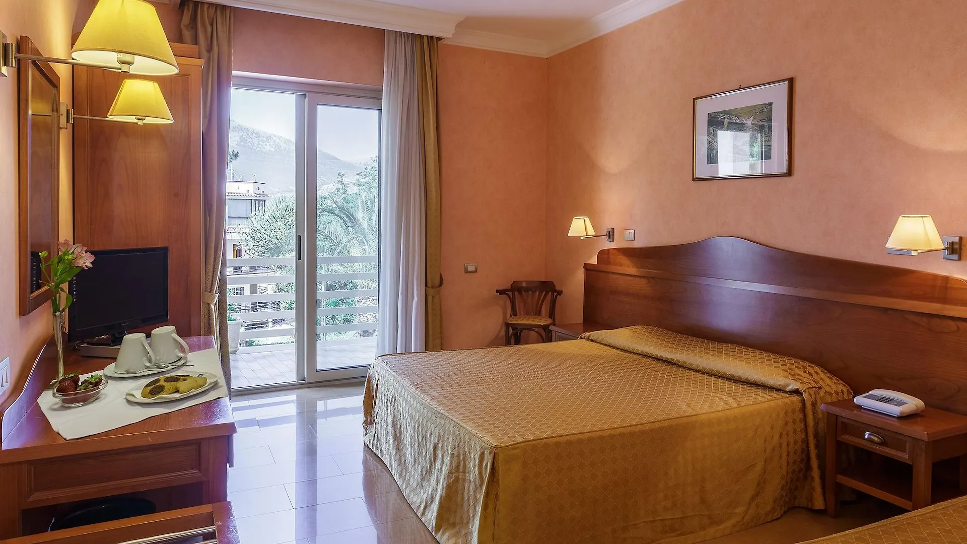 Hotel Conchiglia D\'Oro location